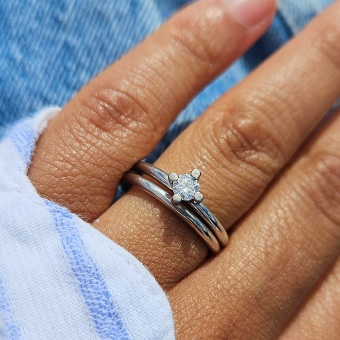 Halley Compass Solitaire Ring