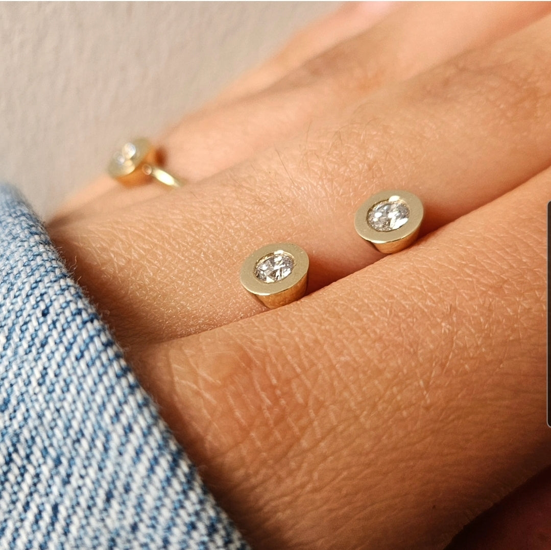 Gold Vega Diamond Earrings