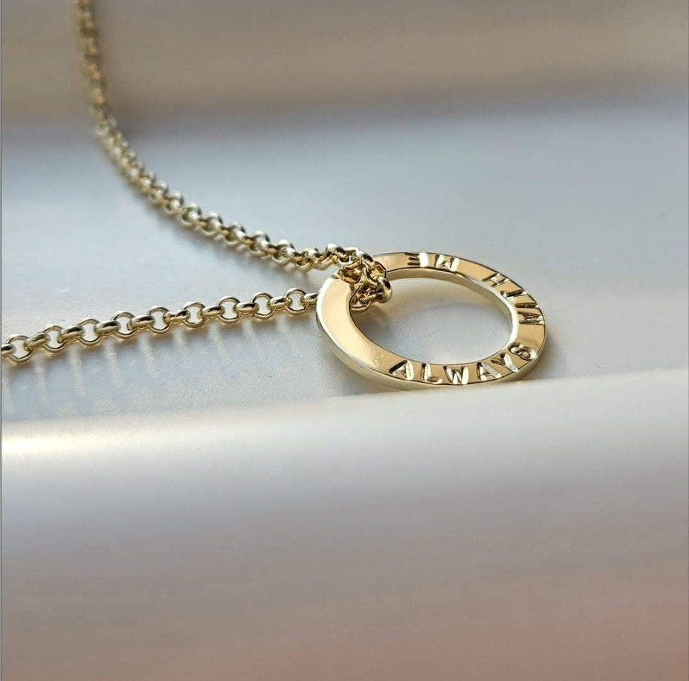 Gold Sarin Open Circle Necklace